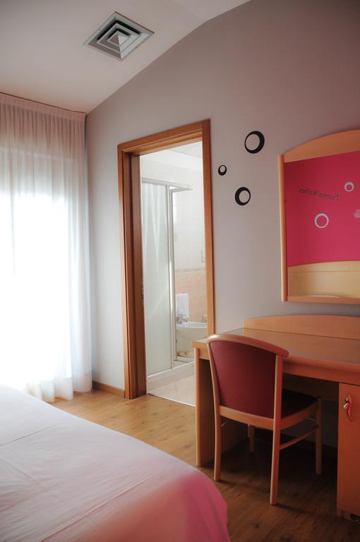 Hotel Marco Effe Mestrino Exteriör bild
